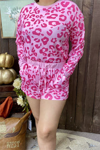 XCH15623 Fuchsia leopard printed long sleeve tops&short/string&side pockets 2pcs women sets