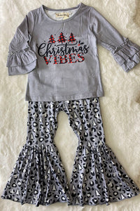 XCH0010-22H Kids “Christmas VIBES ” tree print top bottom girls sets