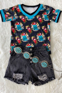 Wholesale Black & blue floral printed v-neck girl top DLH0821-3