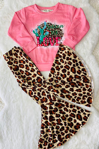 XCH0015-8H Sweet for love pink top leopard bell bottom girls sets