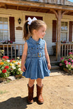 Solid color denim sleeveless pleated girls dress w/belt 251262M A12S2