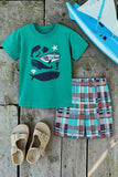 Cute shake printed green short sleeves top & plaid shorts 2pc boy's set 2601005M