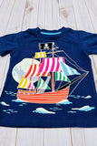 Cartoon pirate sailing printed navy blue short sleeve boy t-shirt 2601026M A15S3