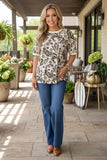 Western floral print short sleeve beige women's boutique top Southern Stitch GJQ17243 DS3
