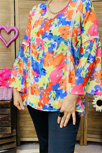 BQ15870 Floral multi color printed 3/4 sleeve w/bell bottom women top w/white ribbon trim