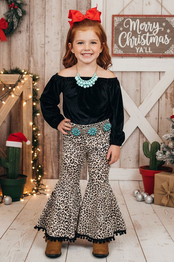 Black velvet off shoulder top leopard bell bottom 2pc girls sets w/pompoms DLH2481 (A6S8)
